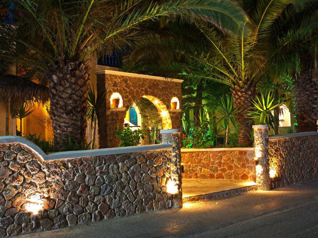 Hotel Zeus Kamari  Ngoại thất bức ảnh